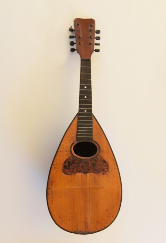 Μαντολίνο  απο Αμερική